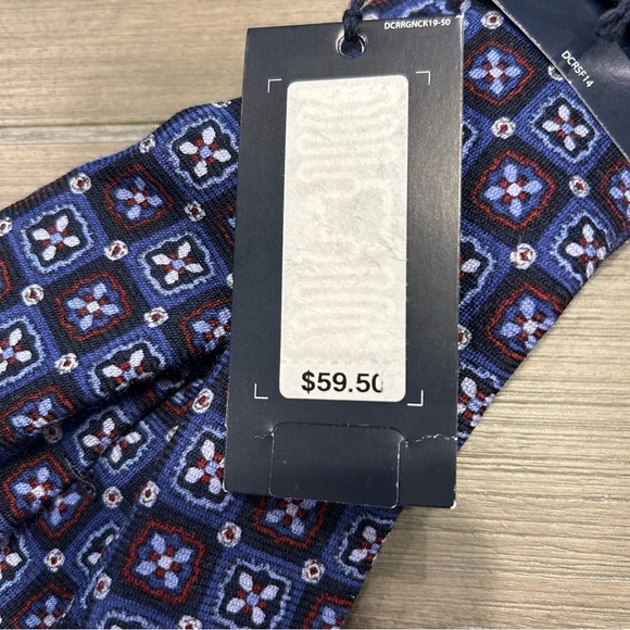 Cremieux Slim Tie - Picture 3 of 9